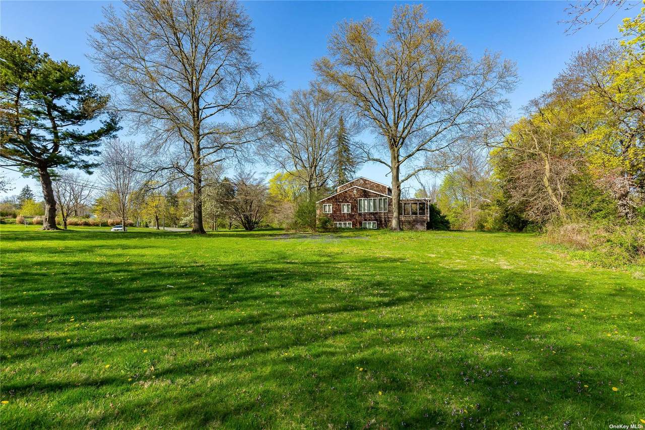 10 Cotillion Court - Photo 1