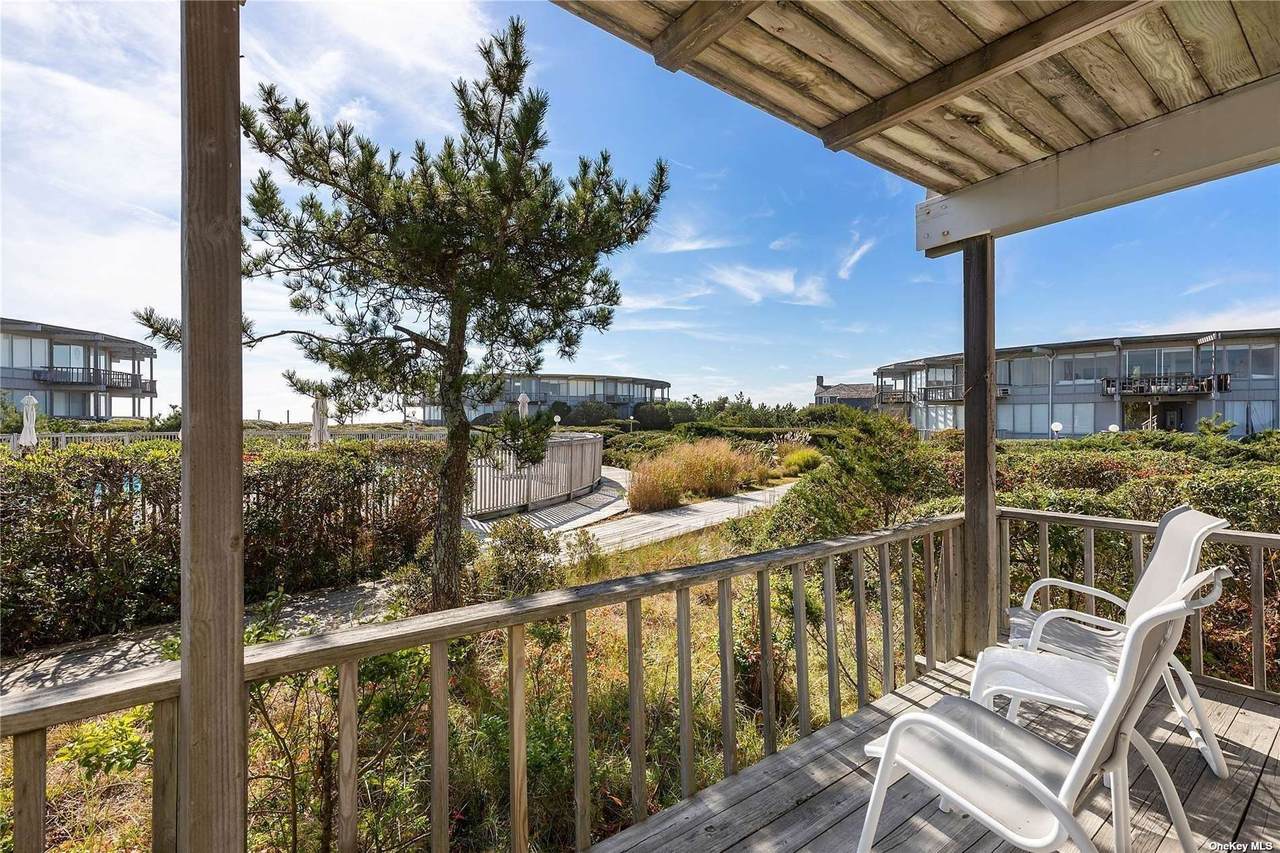 101 Dune Road - Photo 1
