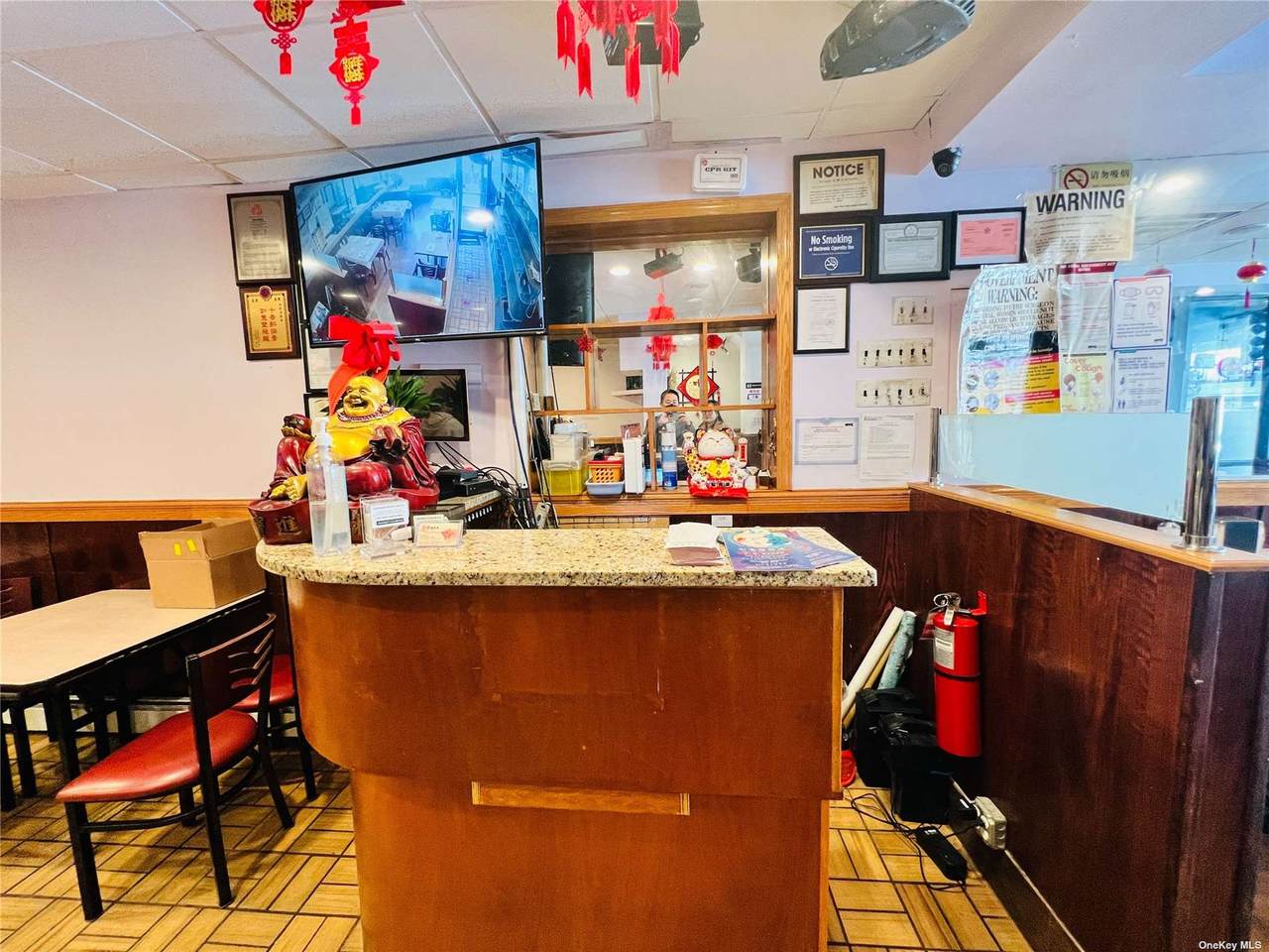 83-34 Broadway - Photo 1