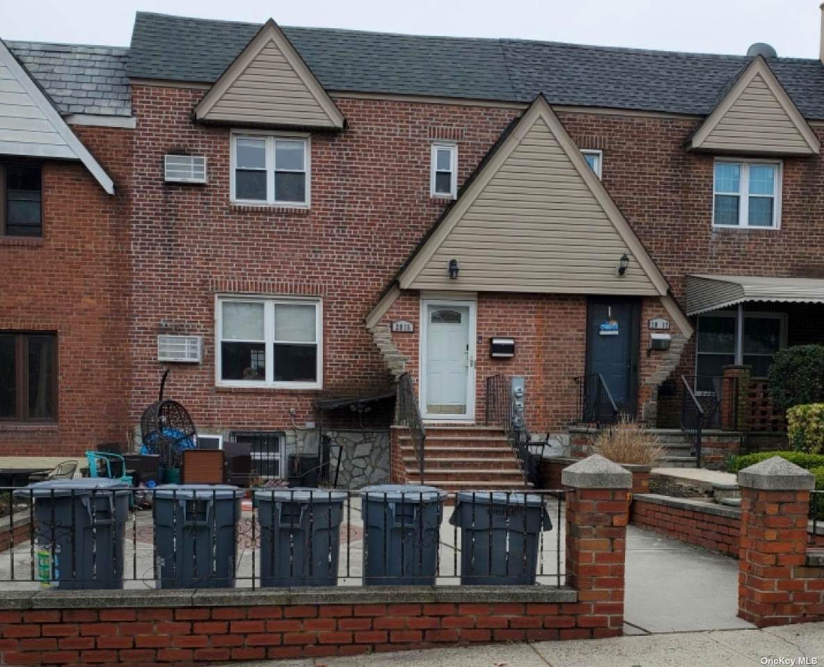 20-15 36th Street - Photo 1