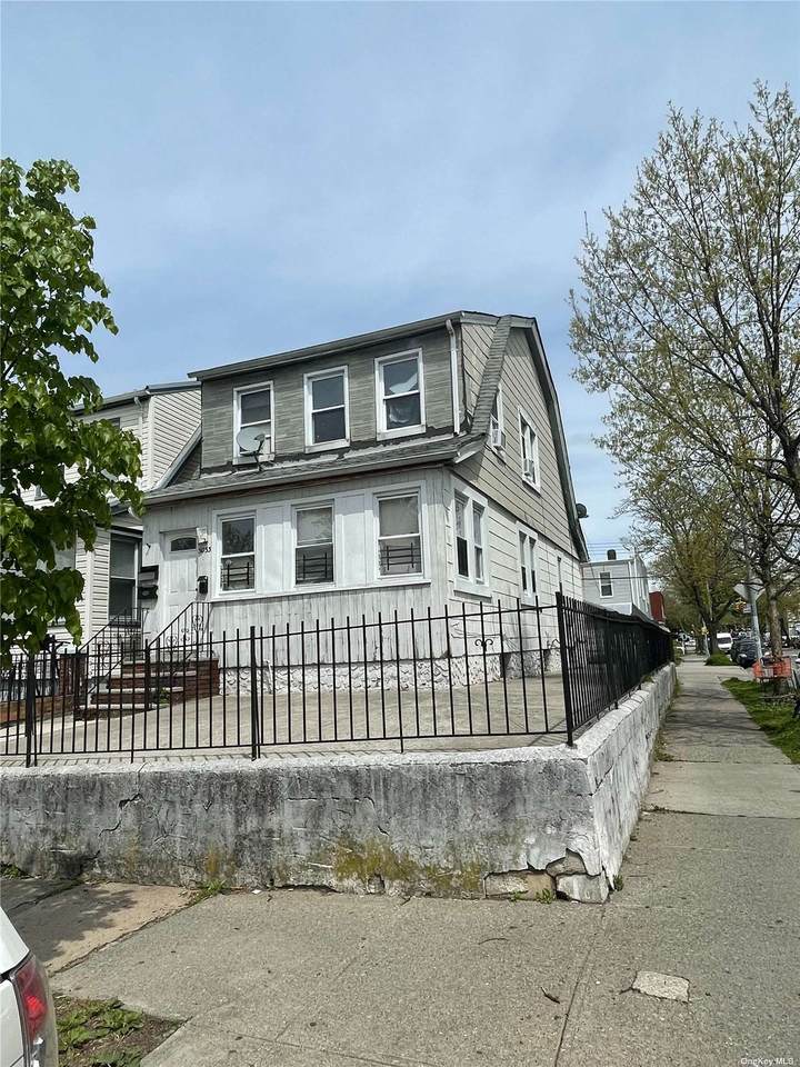30-33 93rd Street - Photo 1