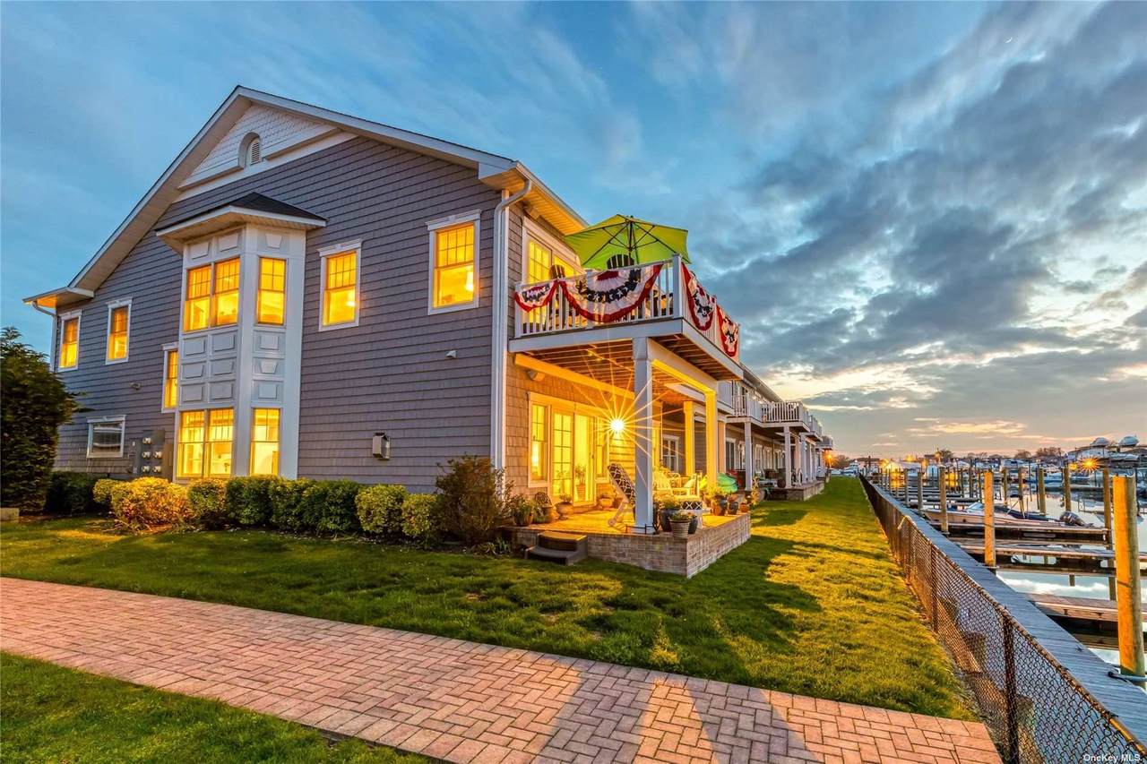 28 Ocean Watch Court - Photo 1