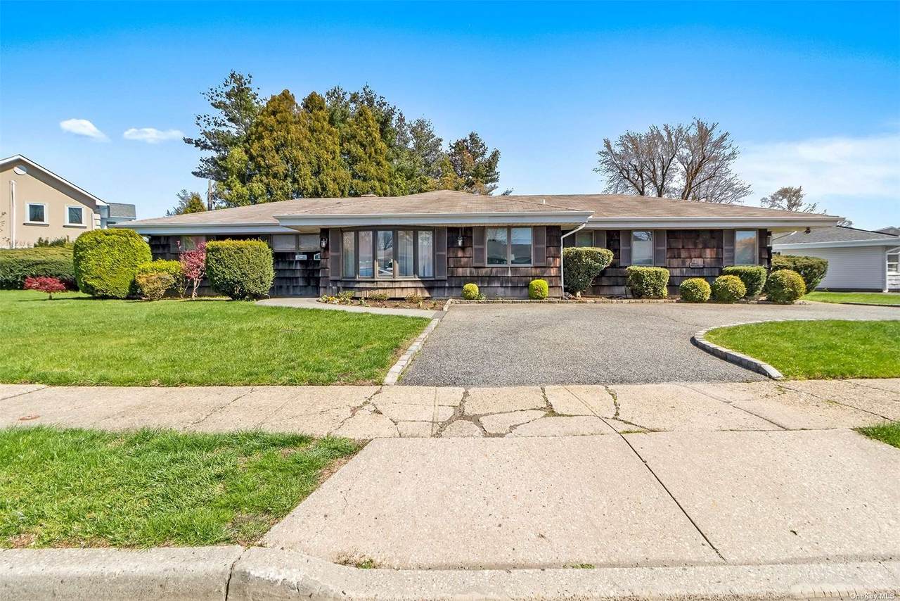 89 Bruce Avenue - Photo 1