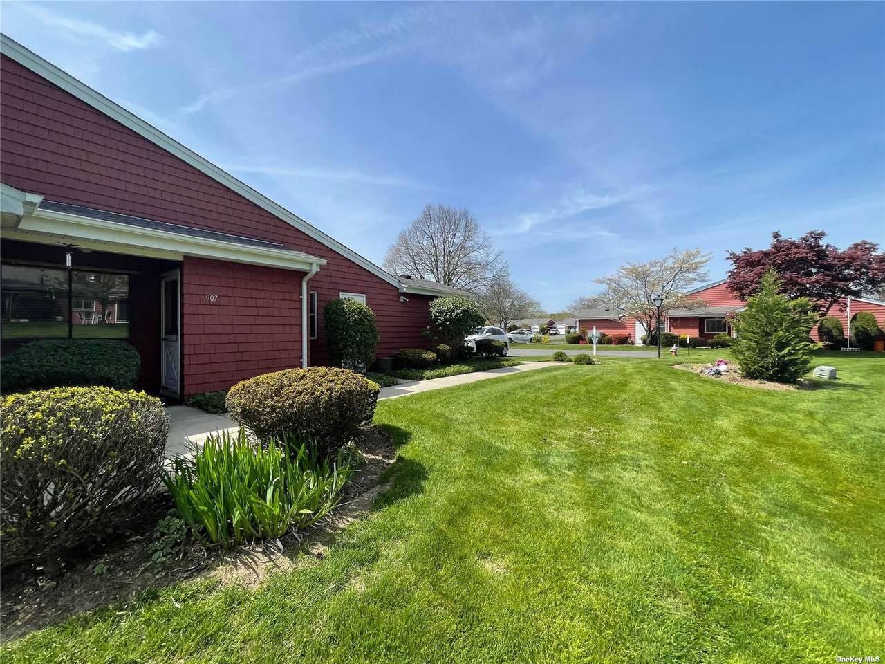 907 Drew Drive - Photo 1