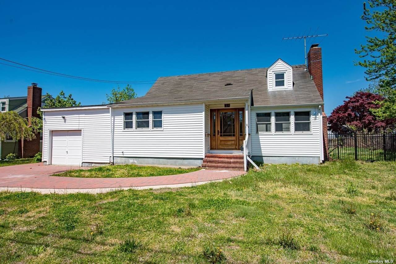51 Bayside Avenue - Photo 1