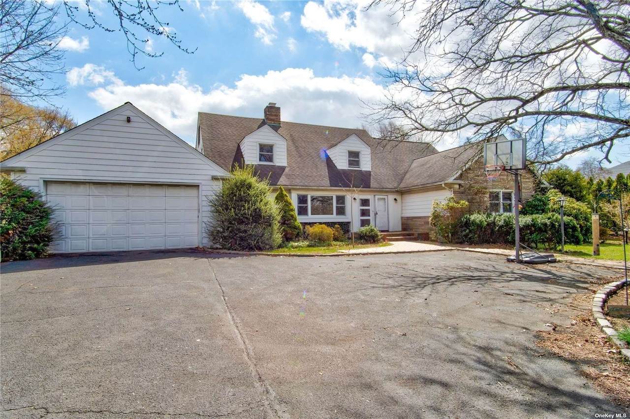 289 Meadowview Avenue - Photo 1