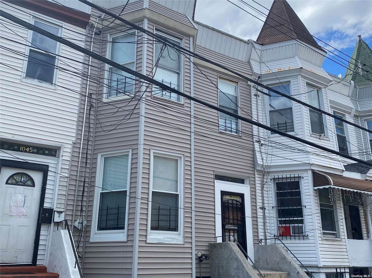 1047 Trinity Avenue - Photo 1