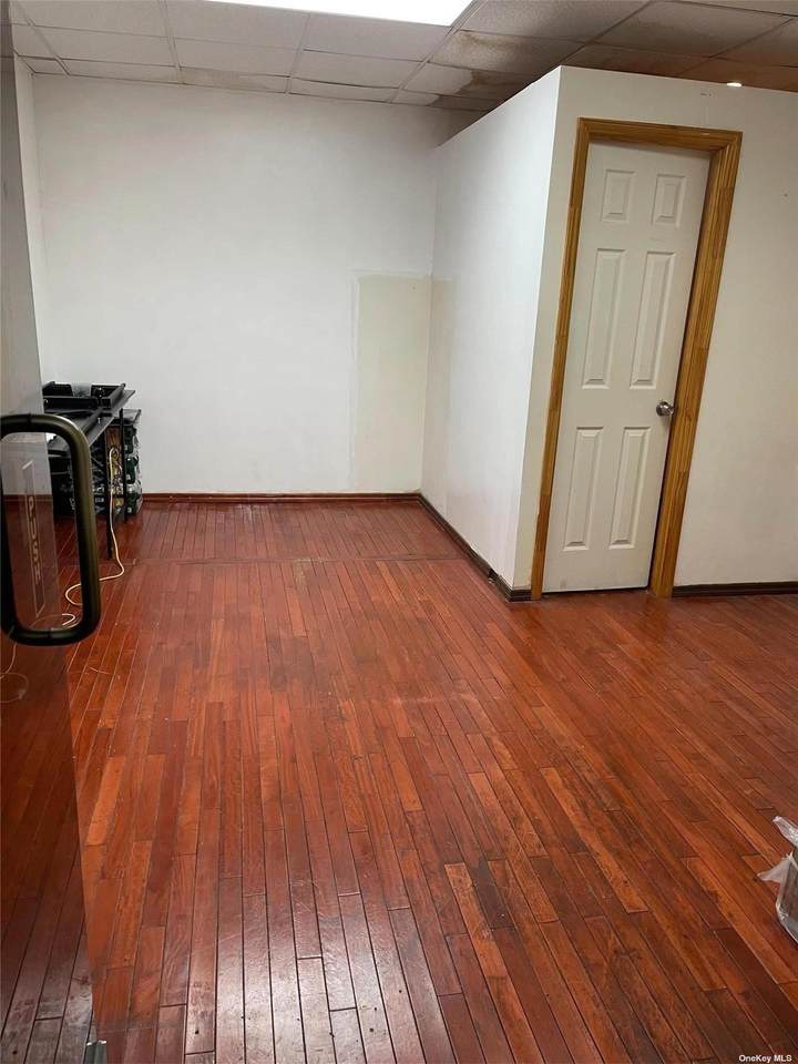 7 Chatham Square - Photo 1