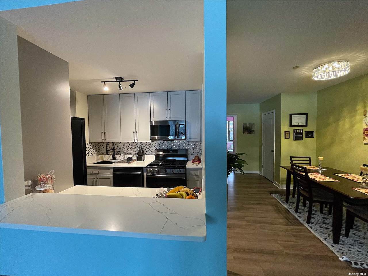 1513 Bergen Street - Photo 1
