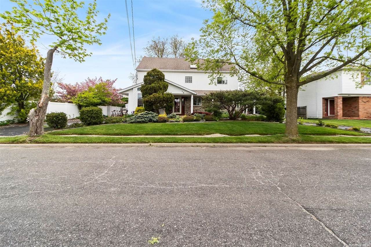 15 Bayview Street - Photo 1