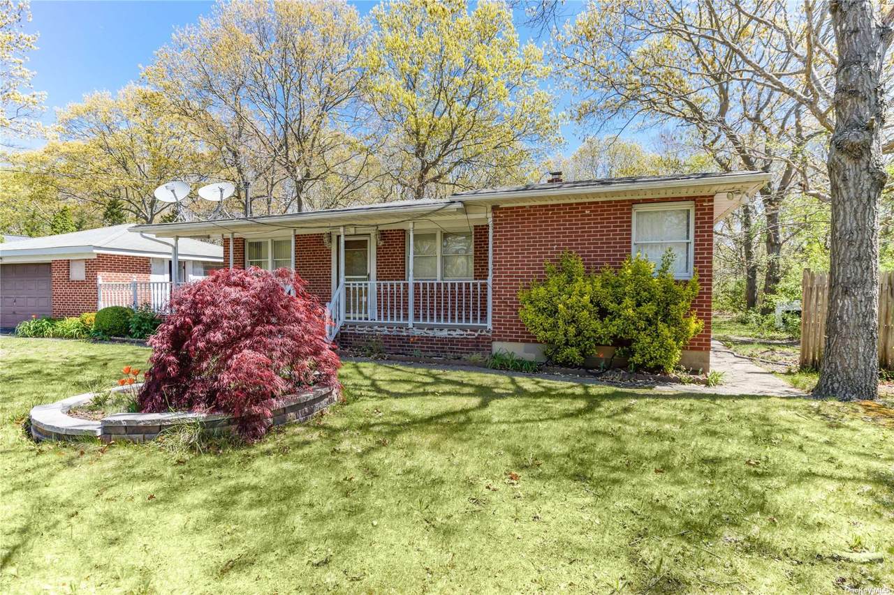 40 Forrest Avenue - Photo 1