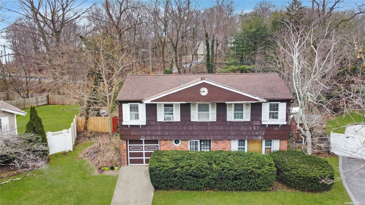 19 Salisbury Drive - Photo 1