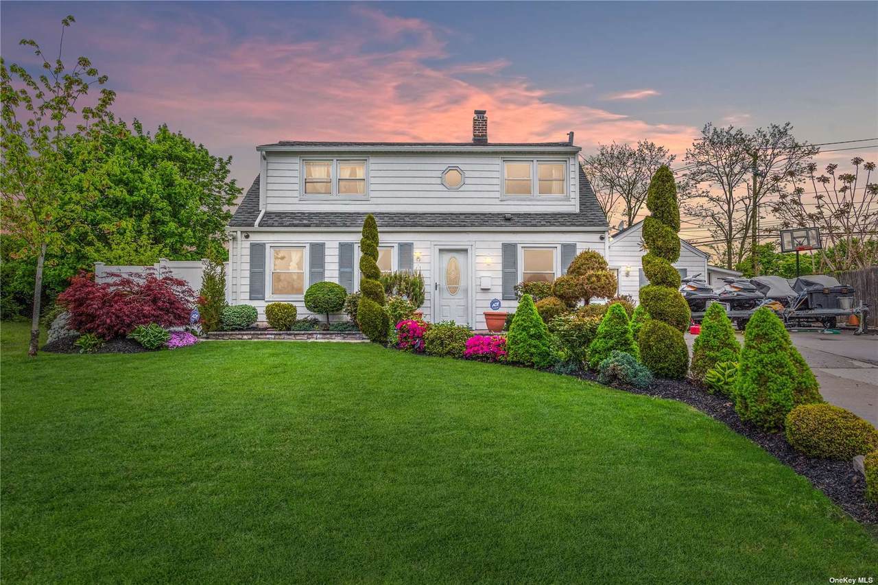 10 Horseshoe Lane - Photo 1