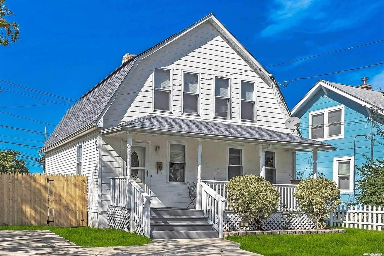 15 Hawley Avenue - Photo 1