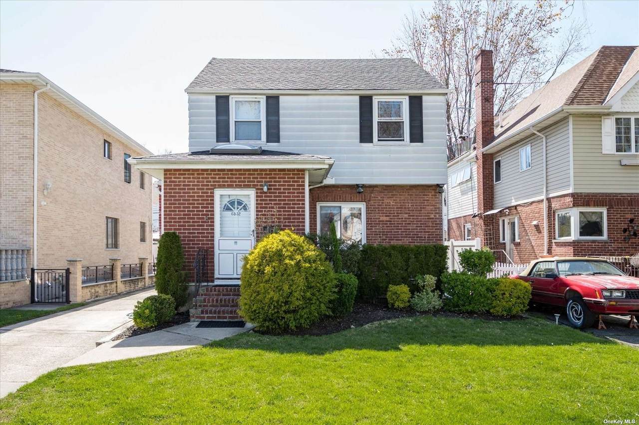 65-32 182nd Street - Photo 1