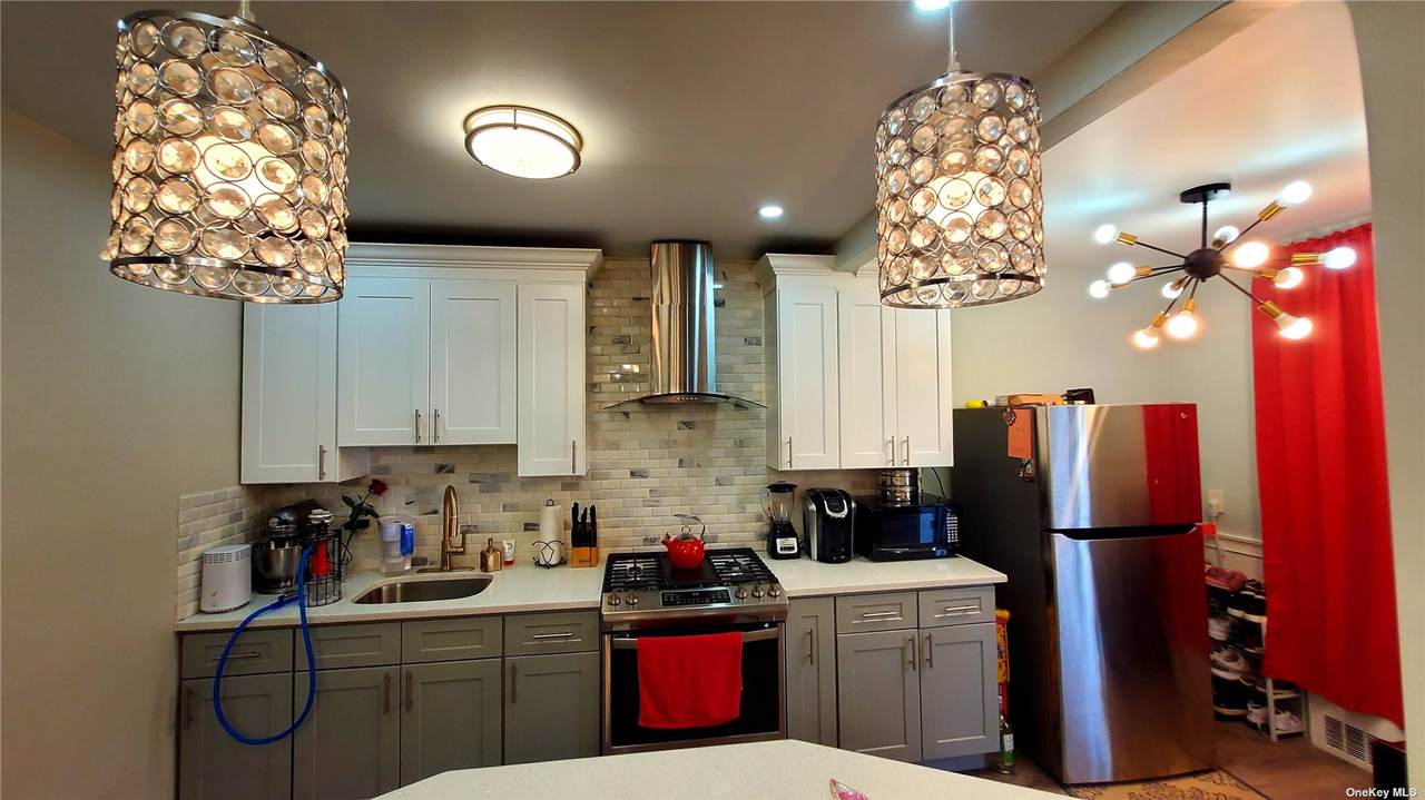 25-22 45th Street - Photo 1