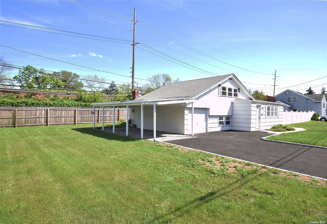 25 Cameron Avenue - Photo 1