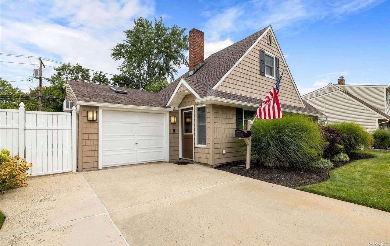 16 Walnut Lane - Photo 1