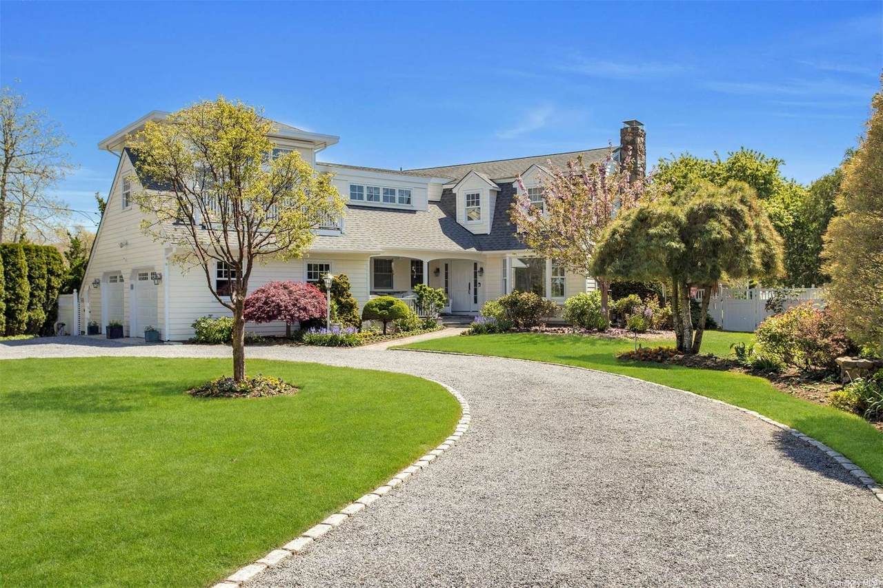 10 Canal Way - Photo 1