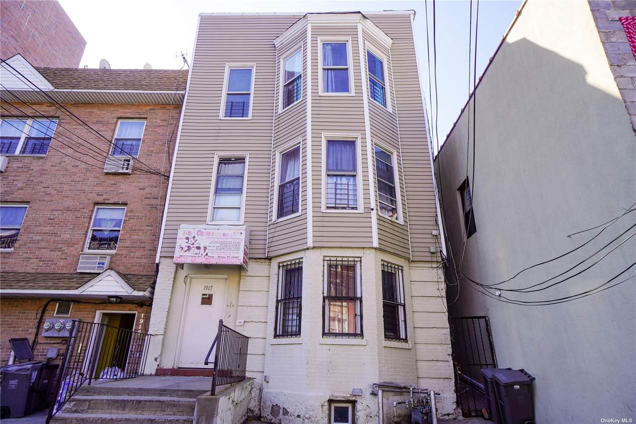 1917 Crotona Avenue - Photo 1