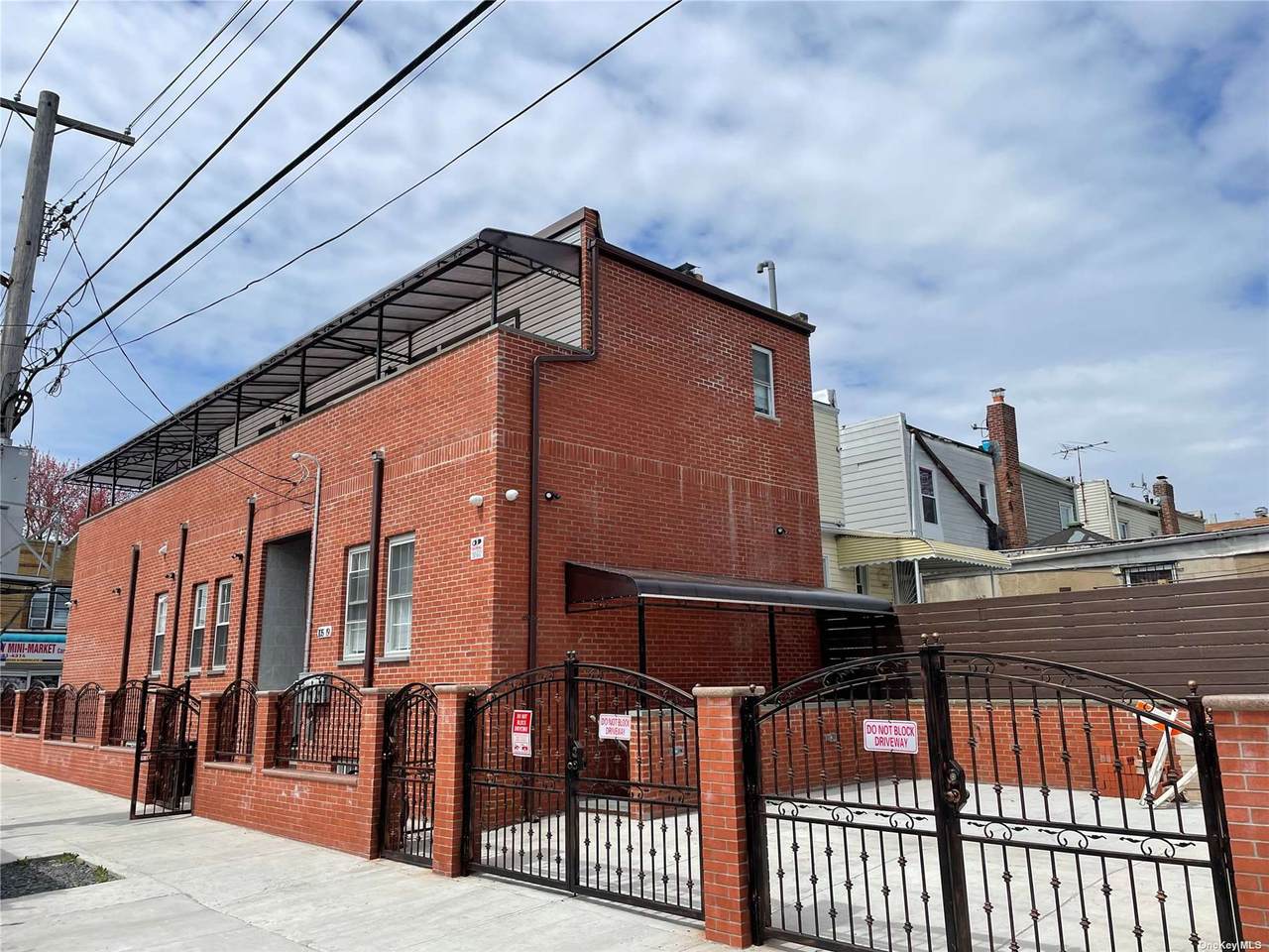 105-19 177th Street - Photo 1