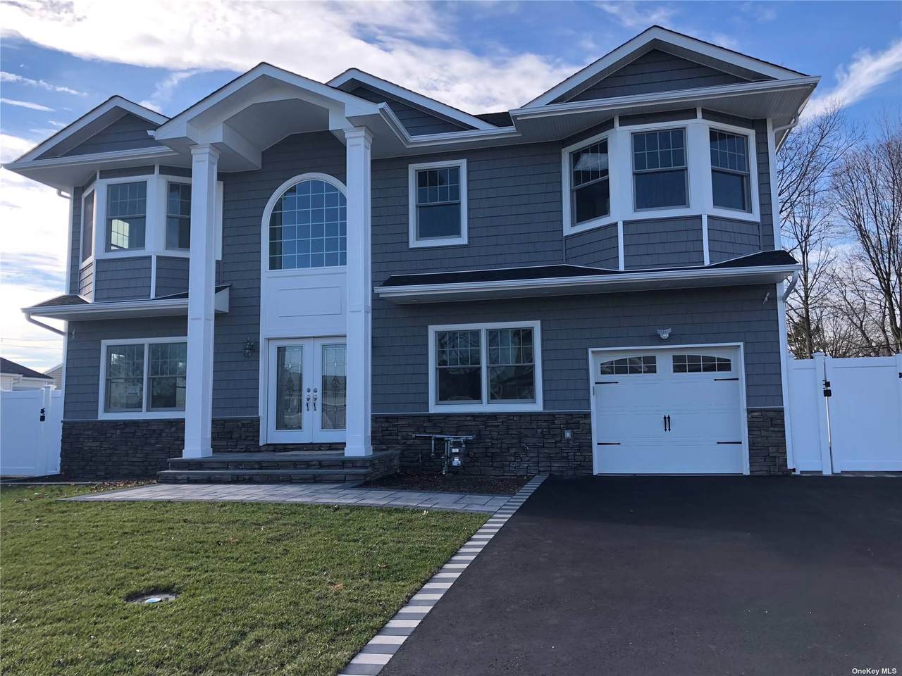 15 Abbey Lane - Photo 1