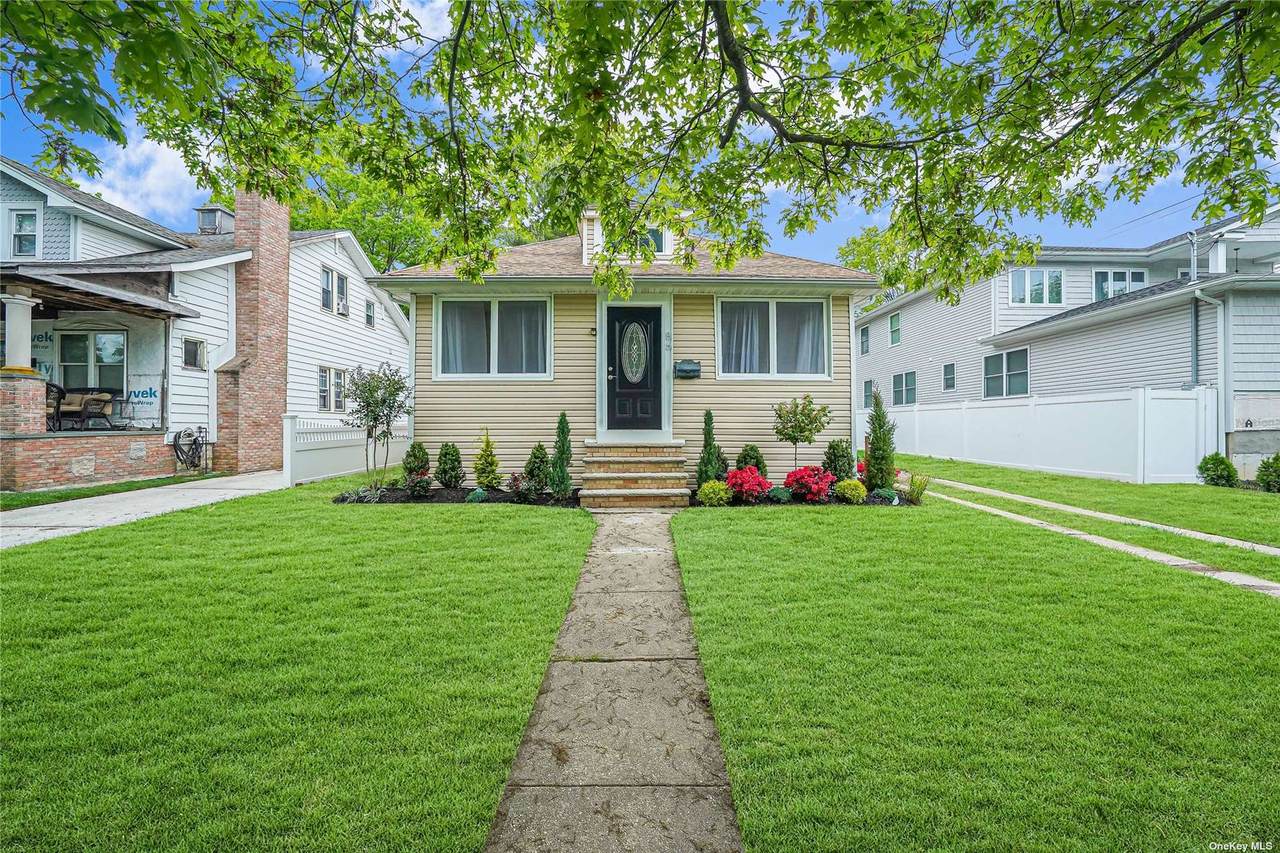 86 Commonwealth Avenue - Photo 1