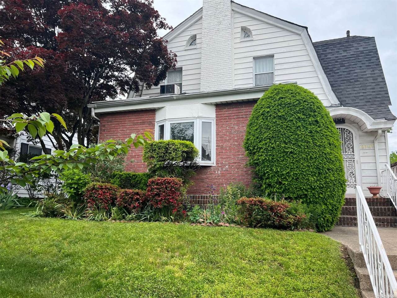 110-47 Jewel Ave - Photo 1