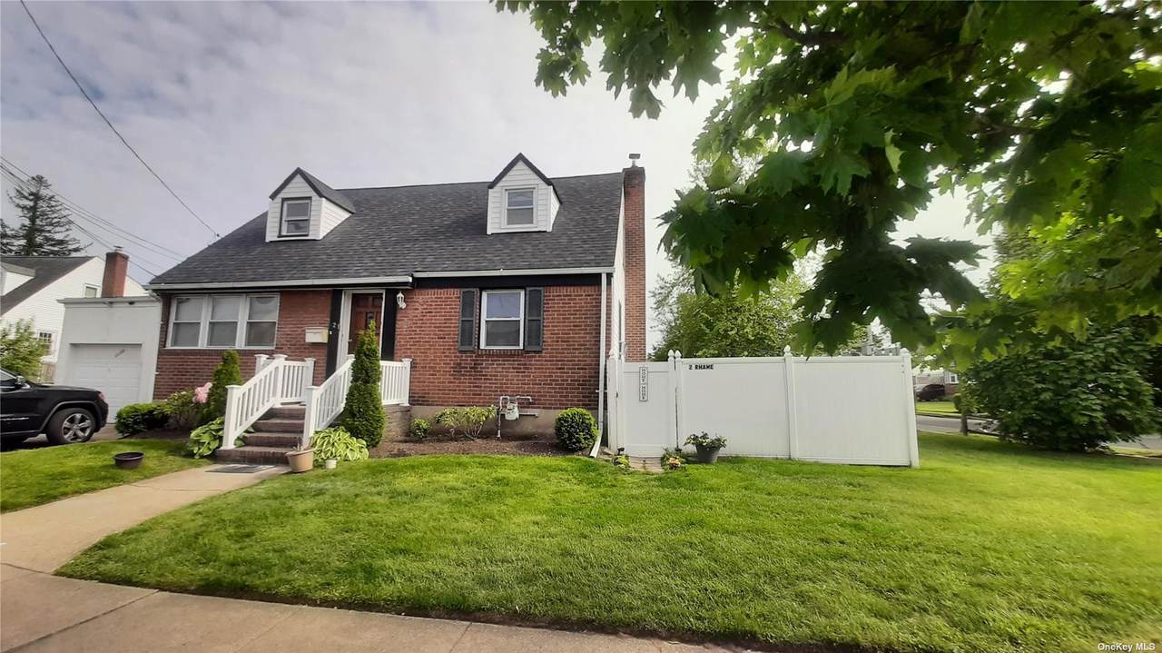 2 Rhame Avenue - Photo 1