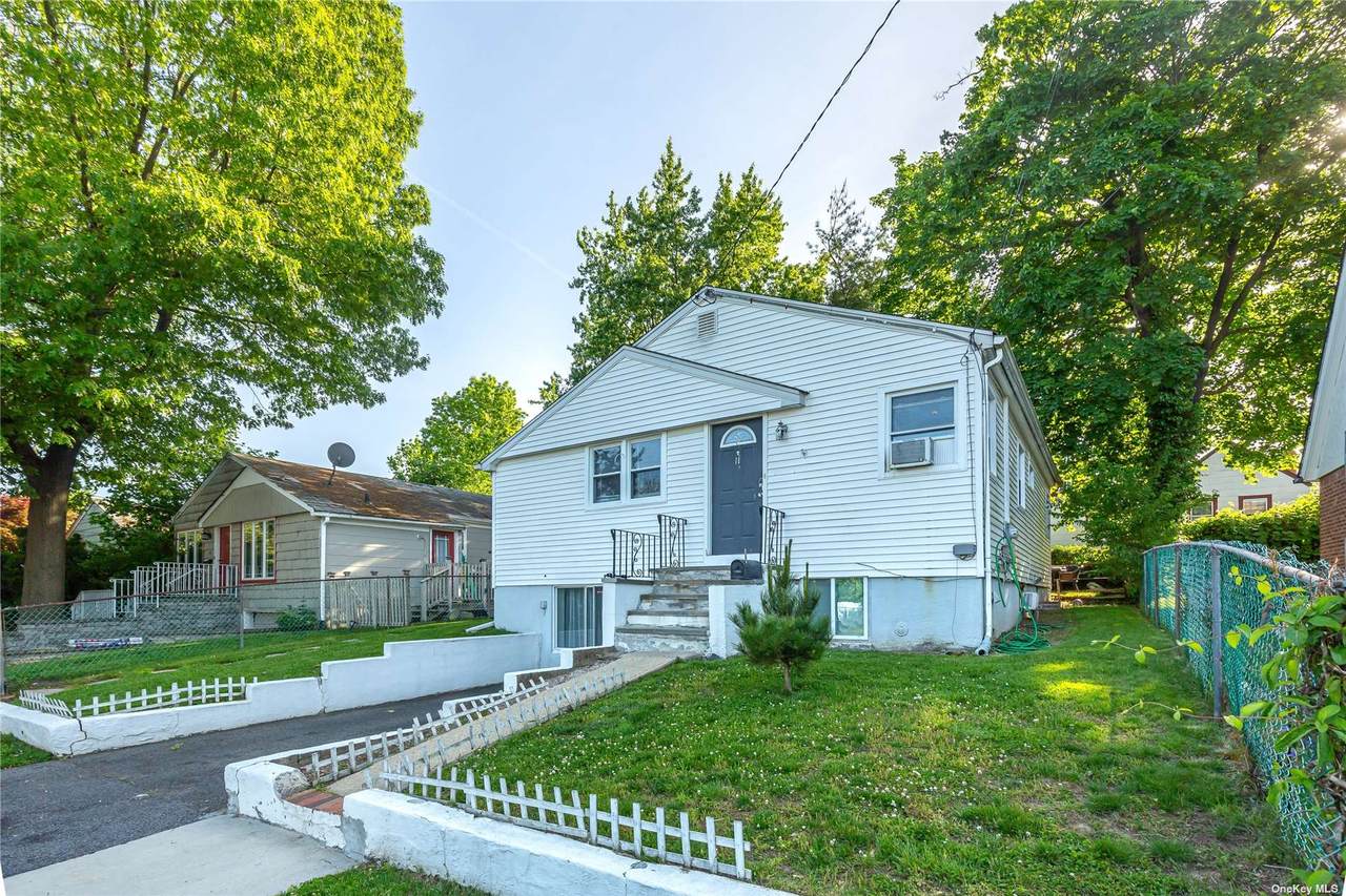 11 Linwood Road - Photo 1