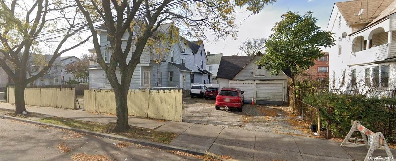138-17 90th Avenue - Photo 1