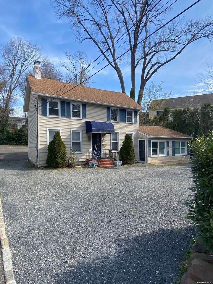 11 Oyster Bay Road - Photo 1