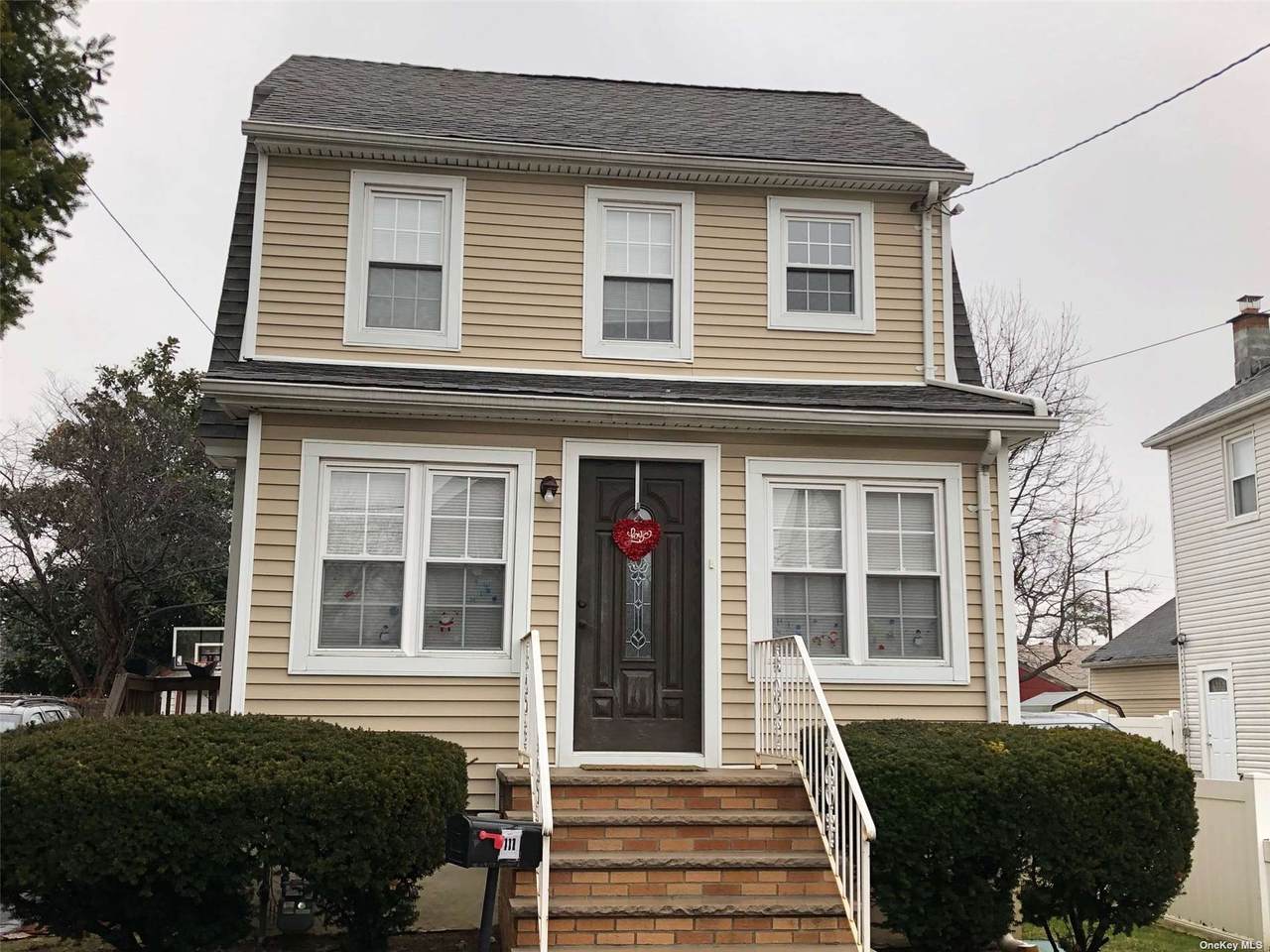 111 Berkeley Street - Photo 1