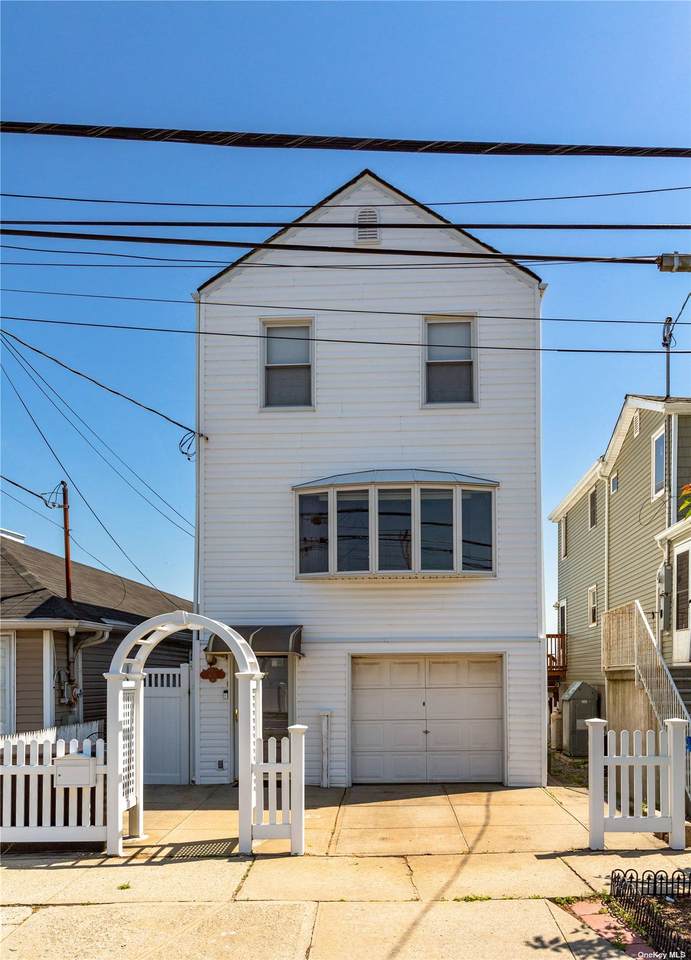 408 Cross Bay Blvd - Photo 1