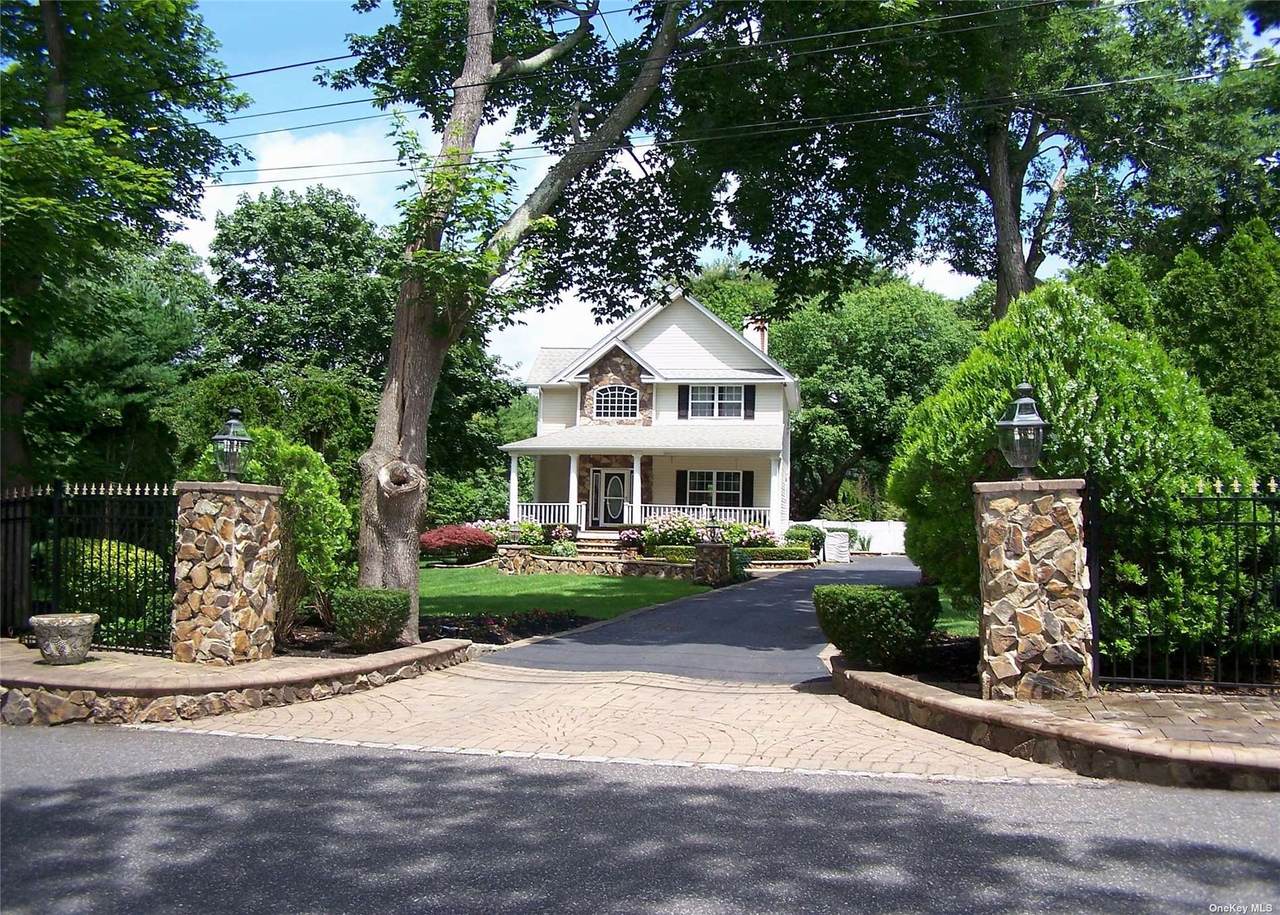 57 Robinson Avenue - Photo 1