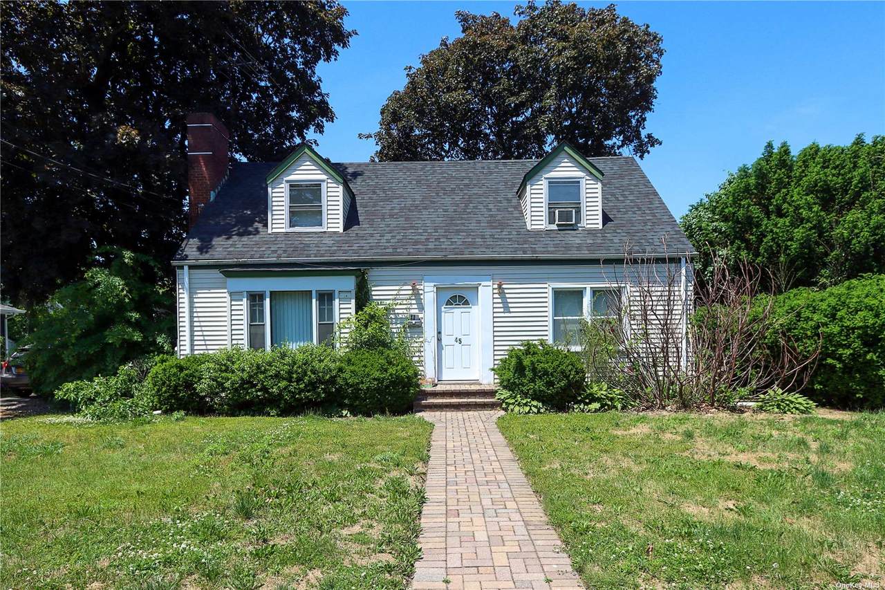 45 Maple Avenue - Photo 1