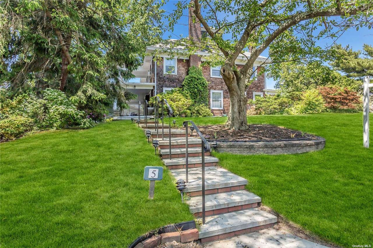 5 Douglas Drive - Photo 1