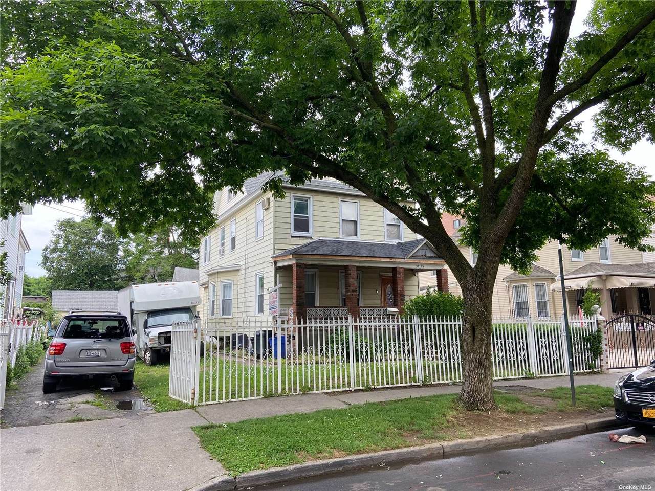92-24 173rd Street - Photo 1