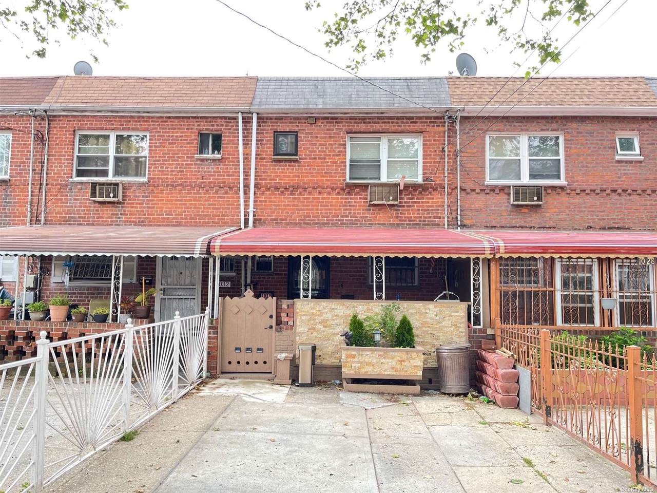 1030 Hendrix Street - Photo 1