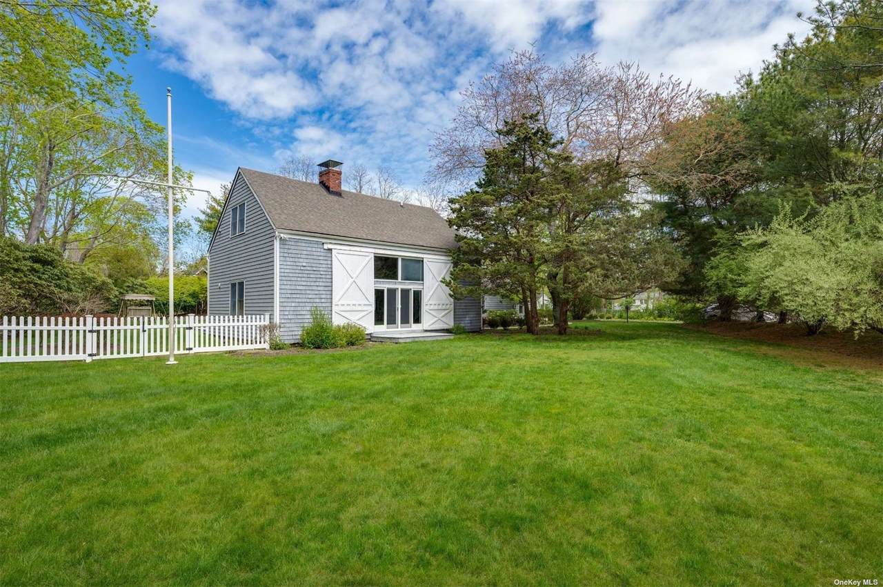 3 Remsen Lane - Photo 1