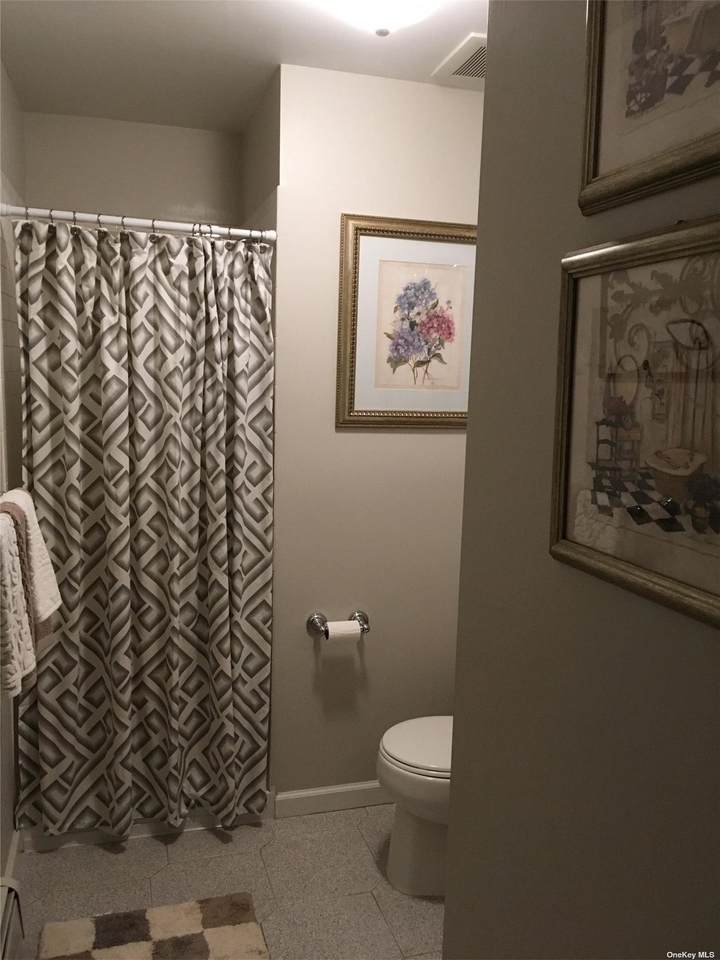 106 14 Avenue - Photo 1