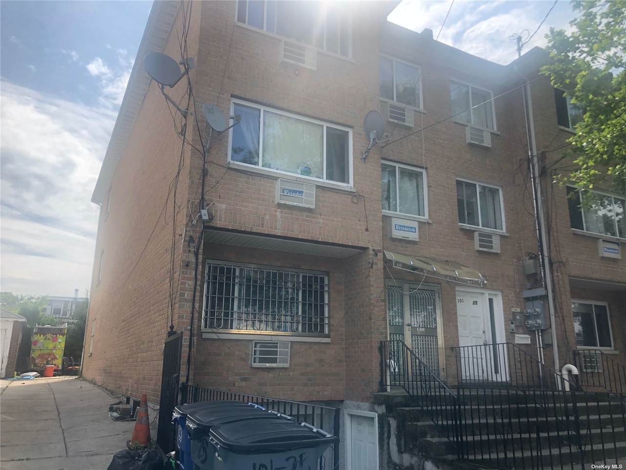 101-23 90th Street - Photo 1