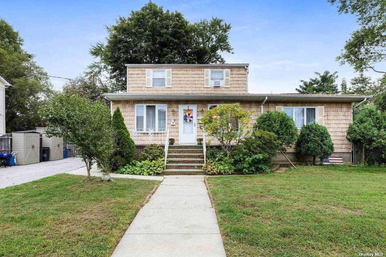1547 10th Street - Photo 1