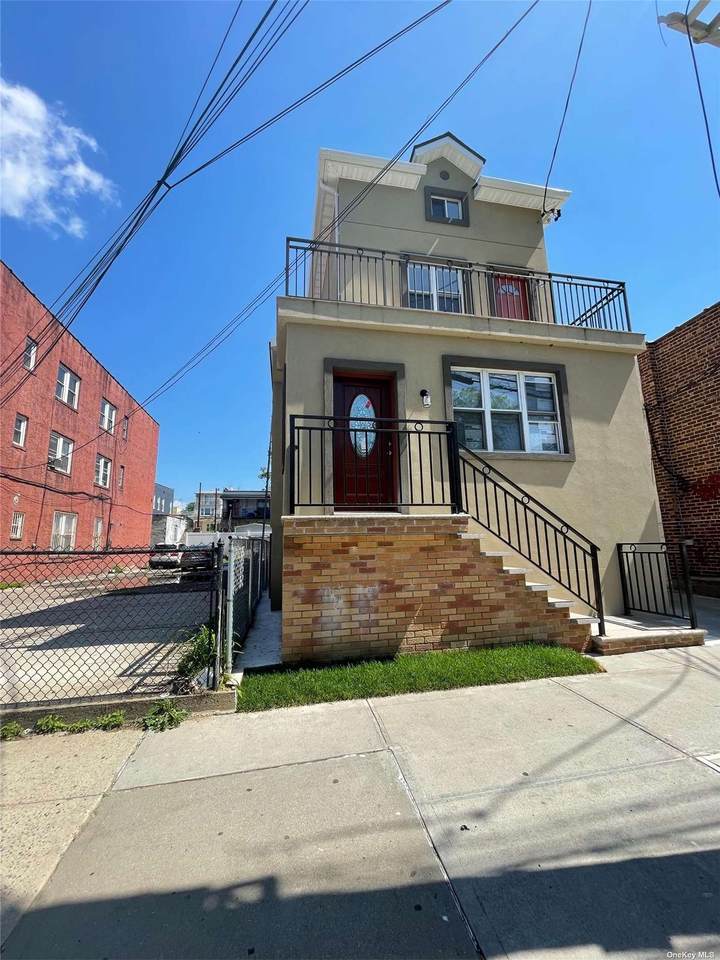58-03 Waldron Street - Photo 1