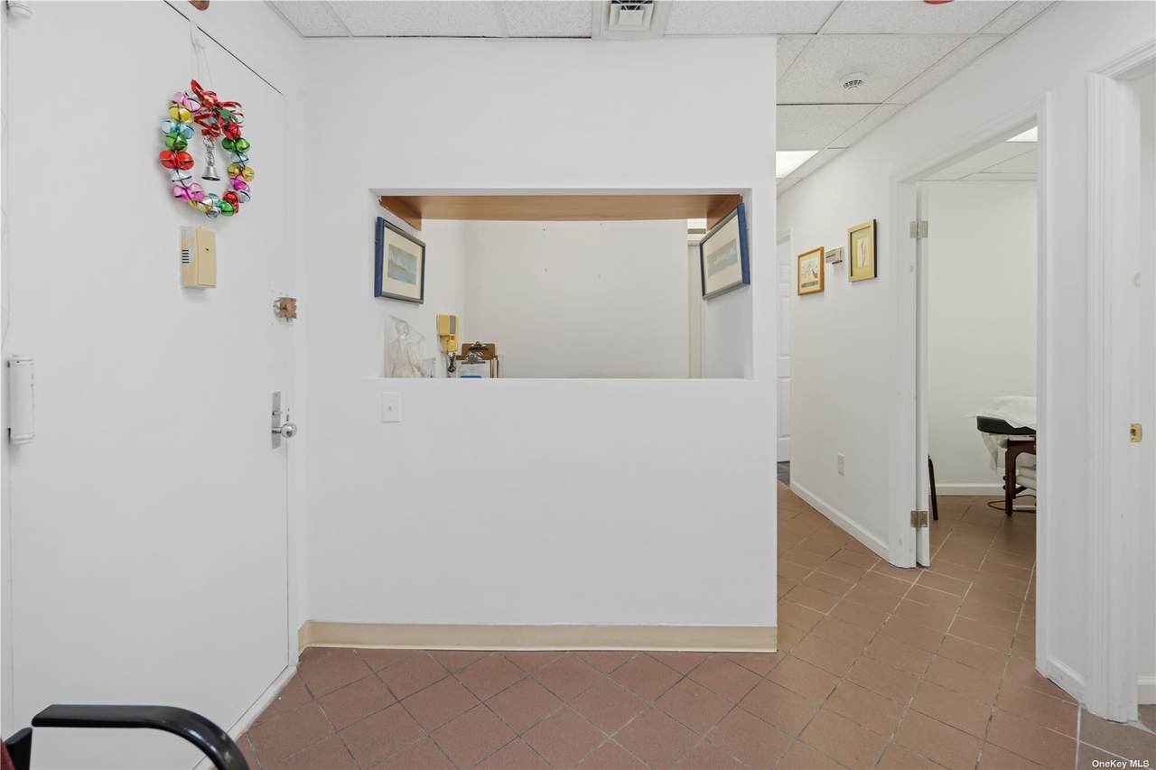 92-29 Queens Boulevard - Photo 1