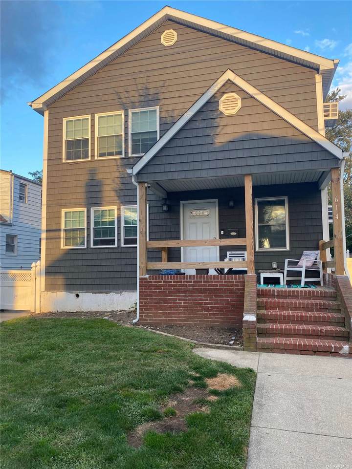 614 Monroe Boulevard - Photo 1
