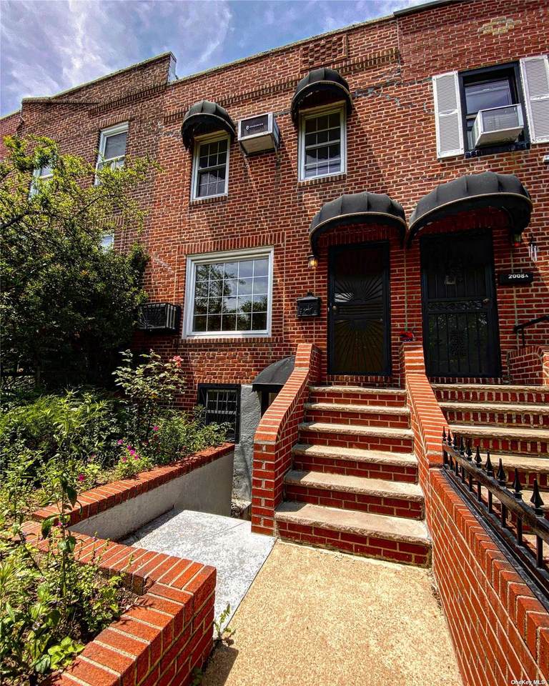 20-10 26th Street - Photo 1
