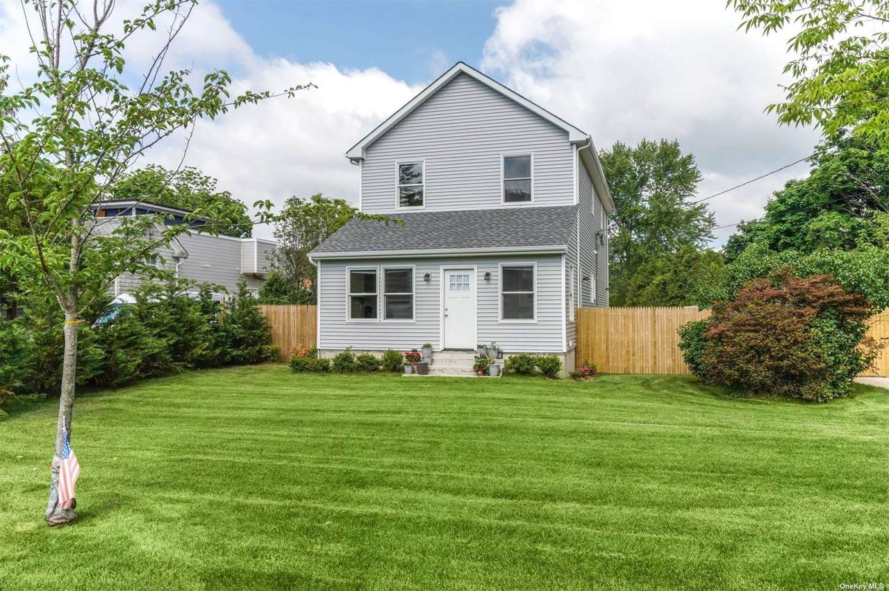 32 Senix Avenue - Photo 1