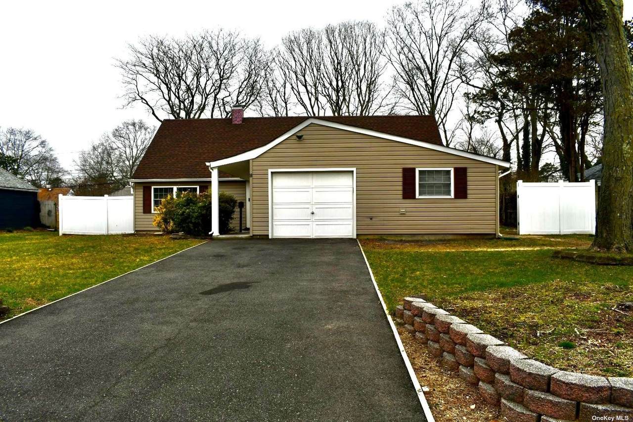 16 Sycora Lane - Photo 1