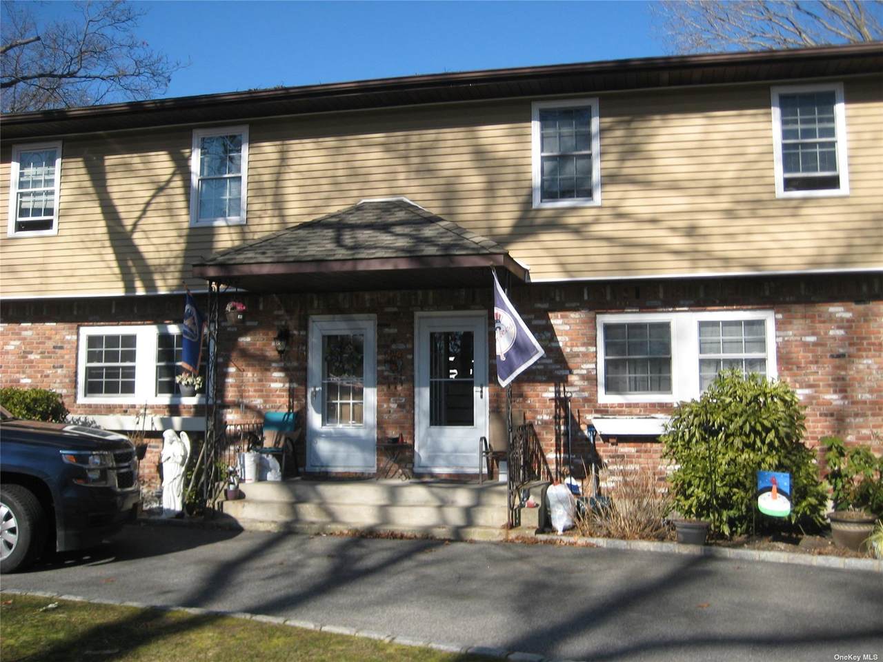 411 Donald Boulevard - Photo 1